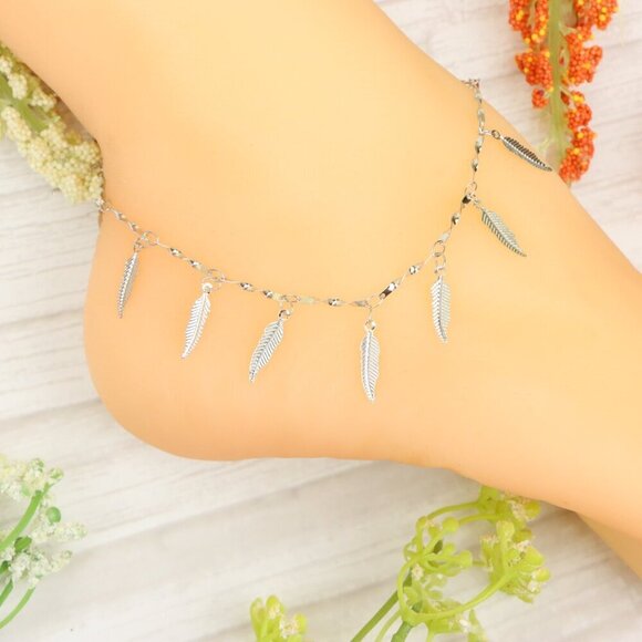 "Handmade Anklet – Elegant & Delicate Jewelry for Women | UNVRC1157 - Picture 5 of 10